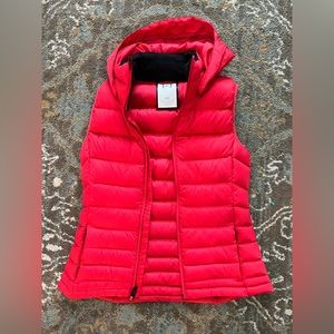 Womens Hooded Burton Puffer Vest